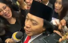 VIDEO: Kocak Terus! Banjir Celetukan Lucu Komeng Usai Dilantik, Gedung DPR Pecah Uhuy