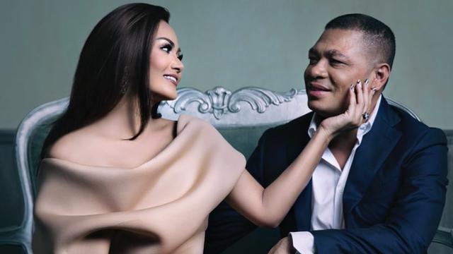 [BIntang] Krisdayanti dan Raul Lemos