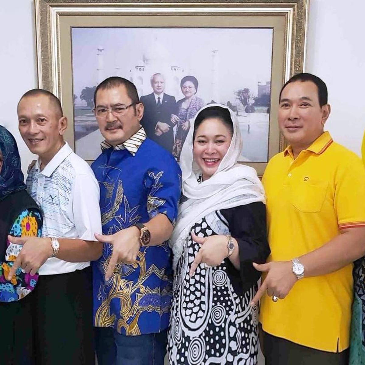 keluarga cendana itu siapa 13