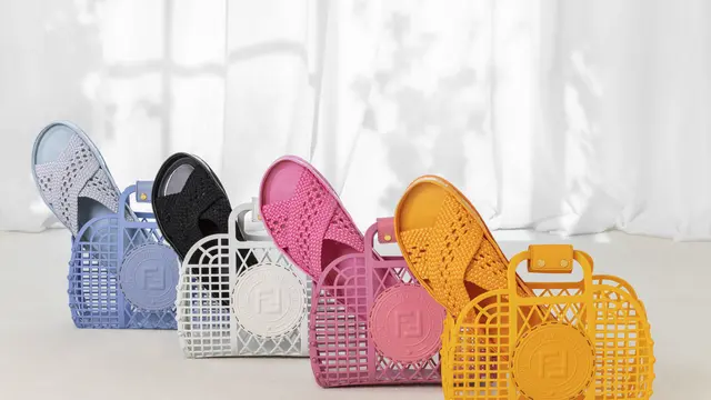 Tampilan Menggemaskan dari Koleksi Tas Pantai Fendi yang Identik dengan Kenangan Masa Kecil