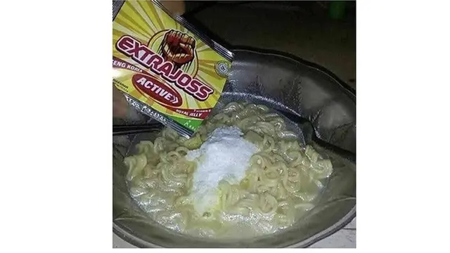 Potret 6 Mi Campur Makanan Lain Ini Indonesia Banget