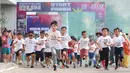 Mereka sangat antusias mengikuti lomba lari kategori anak mulai dari umur empat tahun hingga 15 tahun.  (Bola.com/M Iqbal Ichsan)
