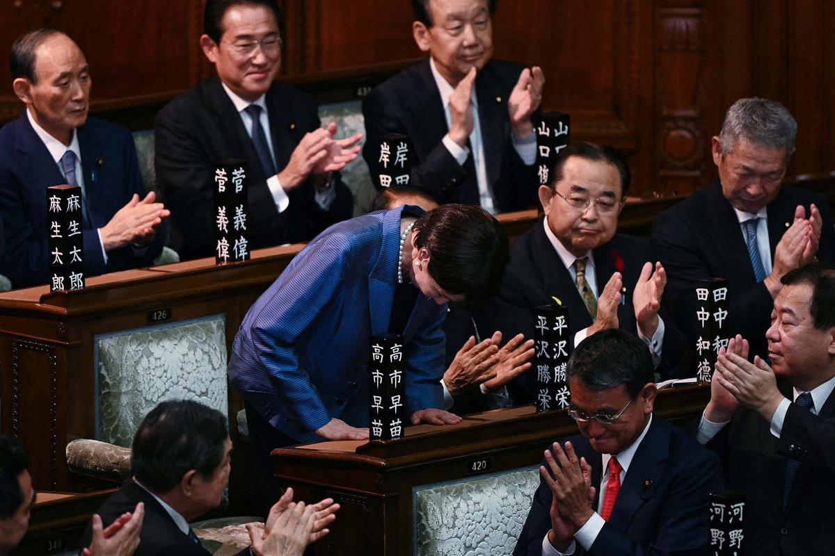 FOTO: Momen Bersejarah, Sanae Takaichi Resmi Jadi Perdana Menteri Perempuan Pertama Jepang