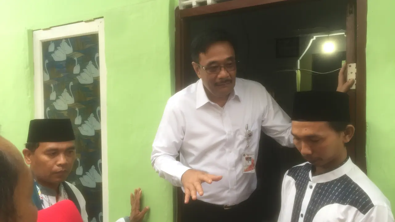 Gandeng Swasta, Djarot Rampungkan Bedah 67 Rumah
