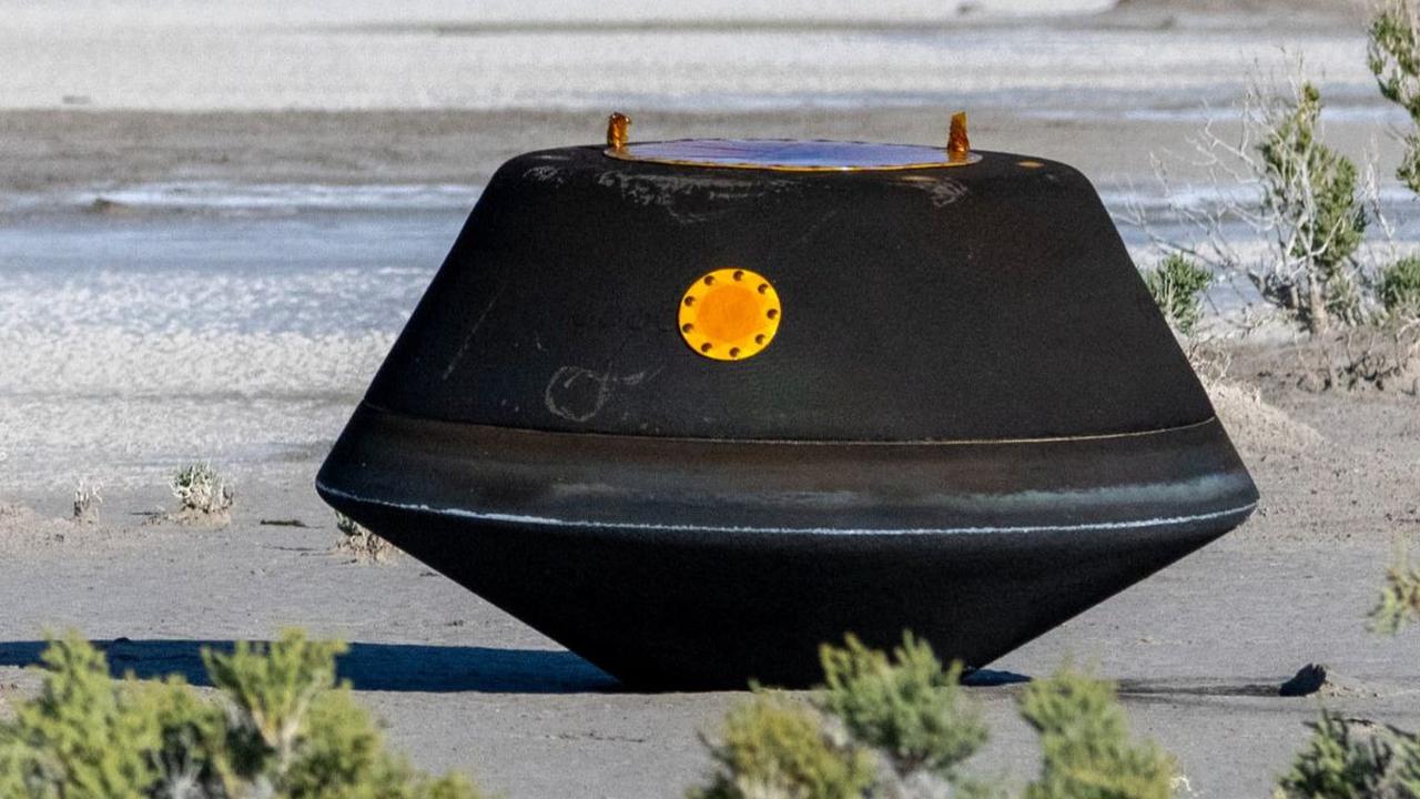 Ilmuwan Peneliti Asteroid Bennu Beri Bocoran Isi Sampel yang Buat Mereka Bahagia