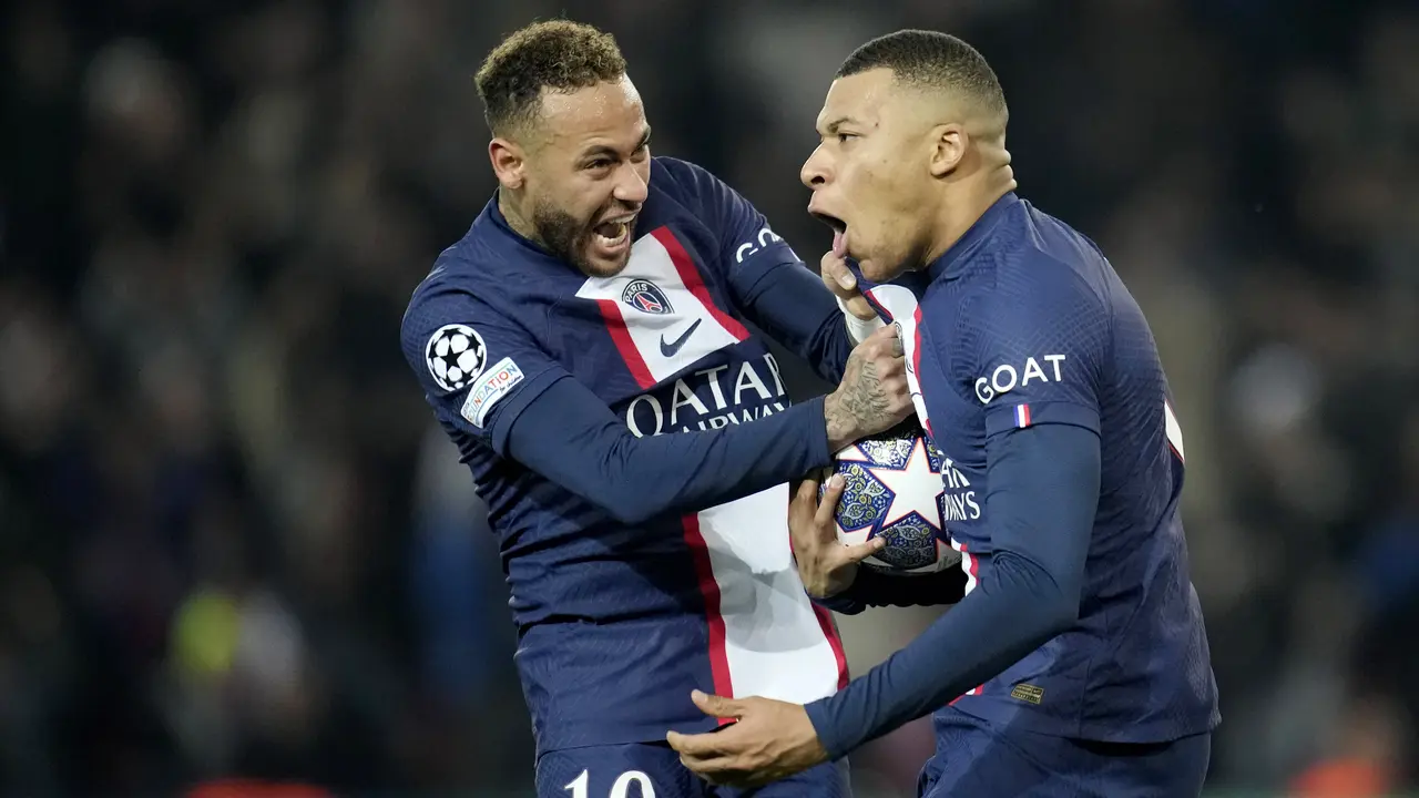 Foto: Reaksi Kylian Mbappe Setelah Golnya Dianulir Wasit, PSG Dipermalukan Bayern Munchen di Liga Champions