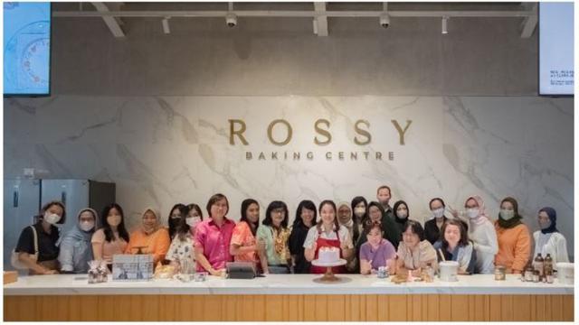 Chef Clara Bagikan Cara Mudah Membuat Kue Dekorasi Bernilai Jual Tinggi