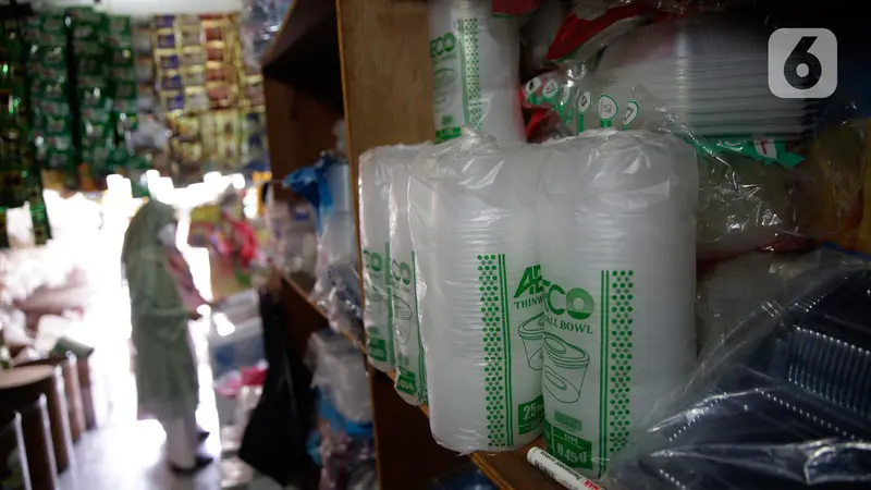 Wadah dan Kemasan Plastik Akan Kena Cukai