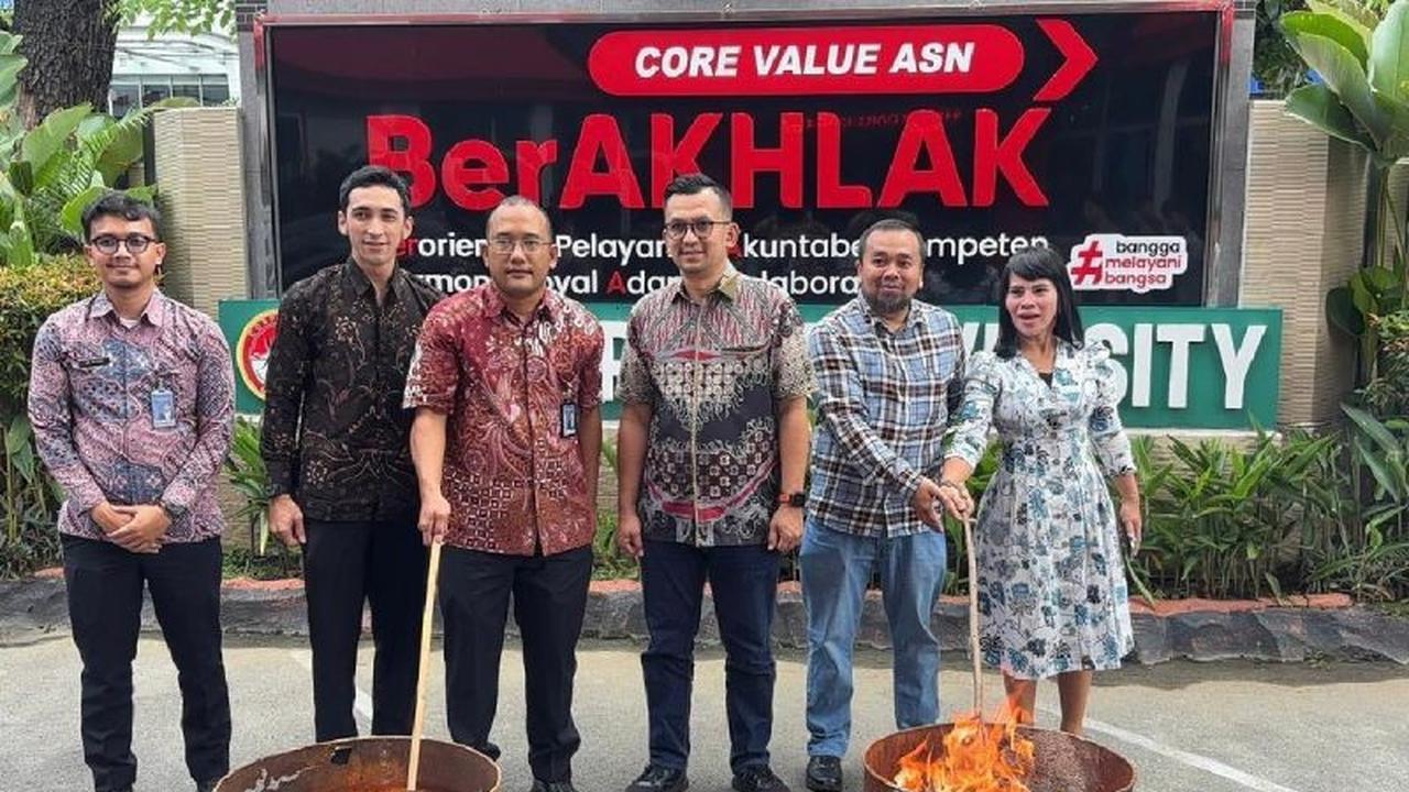 Imigrasi Sumut Musnahkan Ribuan Blangko Paspor Usang untuk Jaga Keamanan Dokumen Negara
