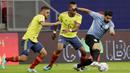 Di laga ini Uruguay mampu mencatatkan tujuh tembakan, sementara Kolombia berhasil membukukan sembilan tembakan. (Foto:AP/Bruna Prado)
