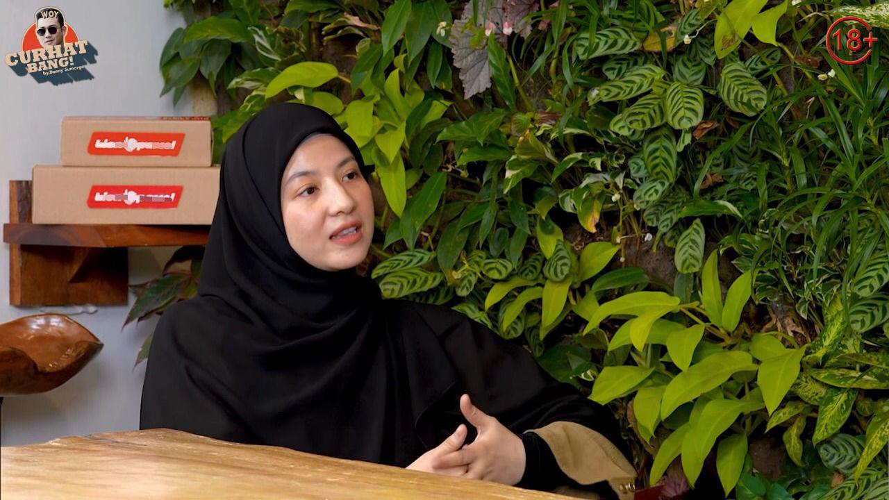 Natasha Rizky Tahan Tangis saat Beri Pesan untuk Desta: "Makasih Sudah Jadi Kepala Keluarga yang Sangat Berarti"