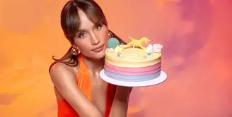 Cinta Laura resmi memasuki usia 32 tahun pada 17 Agustus 2025. Meski memasuki kepala tiga, Cinta Laura sebut aging tidak ada dalam kamusnya [@claurakiehl]