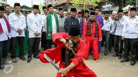 Datangi Condet, 2 Bakal Cagub Jakarta Ini Disambut Palang Pintu