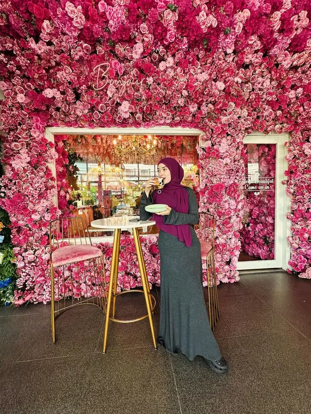 Zaskia Gotik (Instagram/zaskia_gotix)