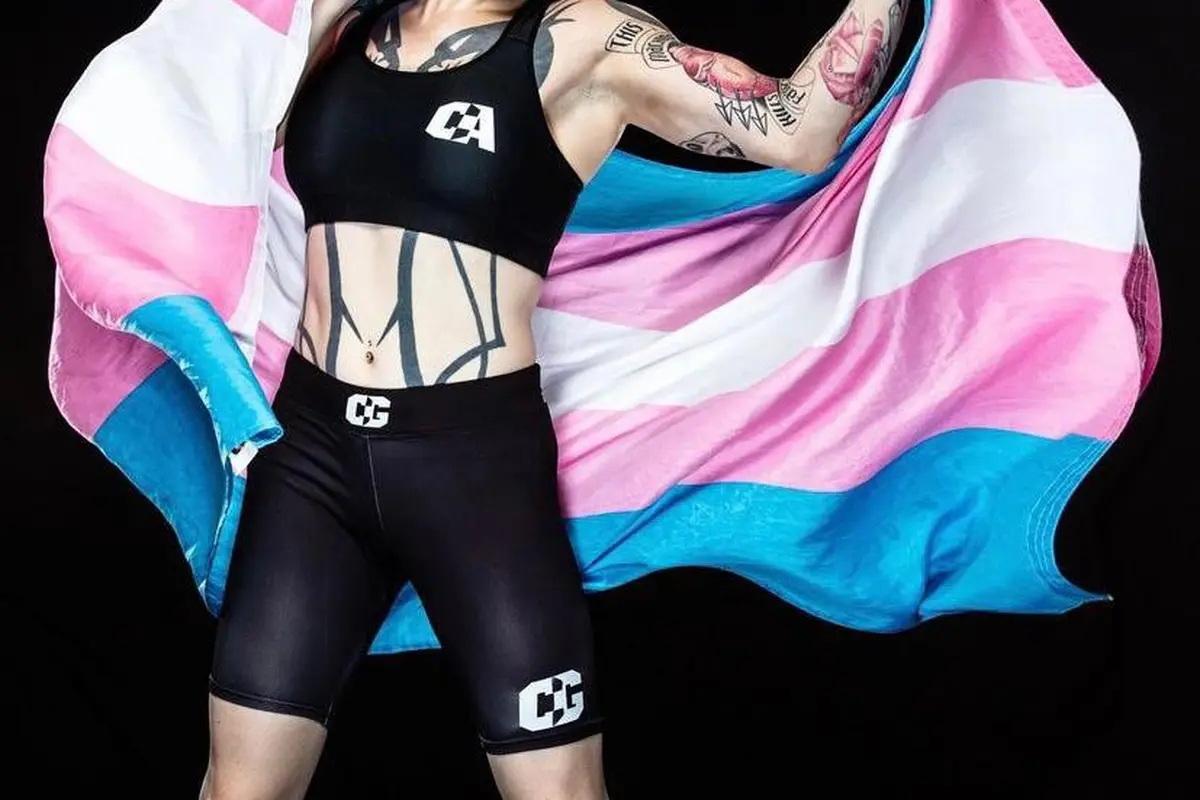 Petarung MMA Transgender Tuai Kontroversi usai Memenangkan Pertarungan