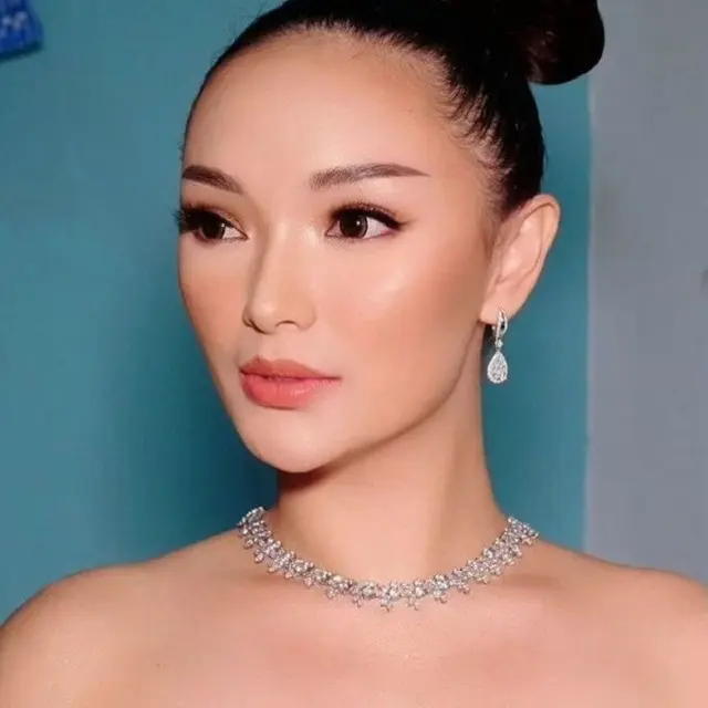 [Fimela] Zaskia Gotik