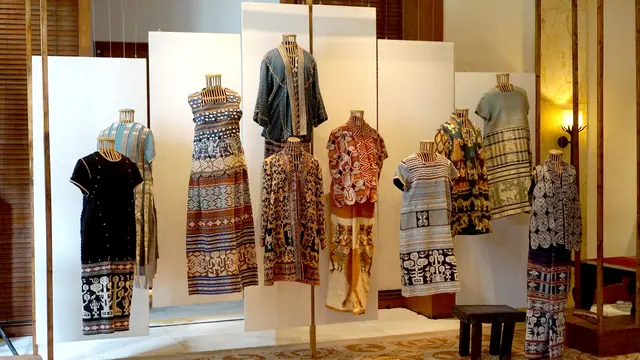 Merayakan Tenun Sumba di UMARATU, Rumah Ibu Bumi untuk Perempuan Penenun