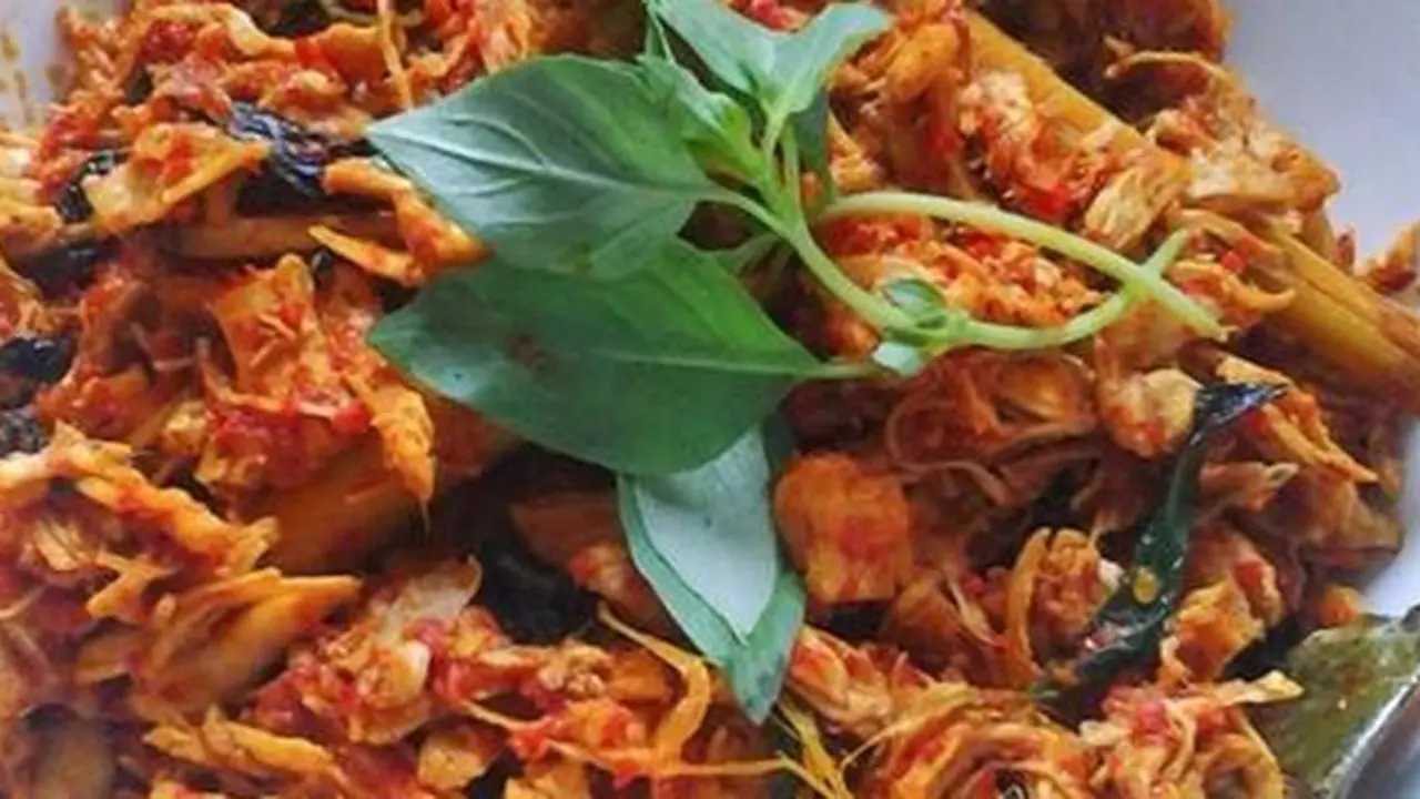 Ayam suwir kemangi./Copyright cookpad.com/Melysa Tisa