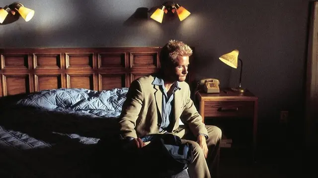 Memento (2000)