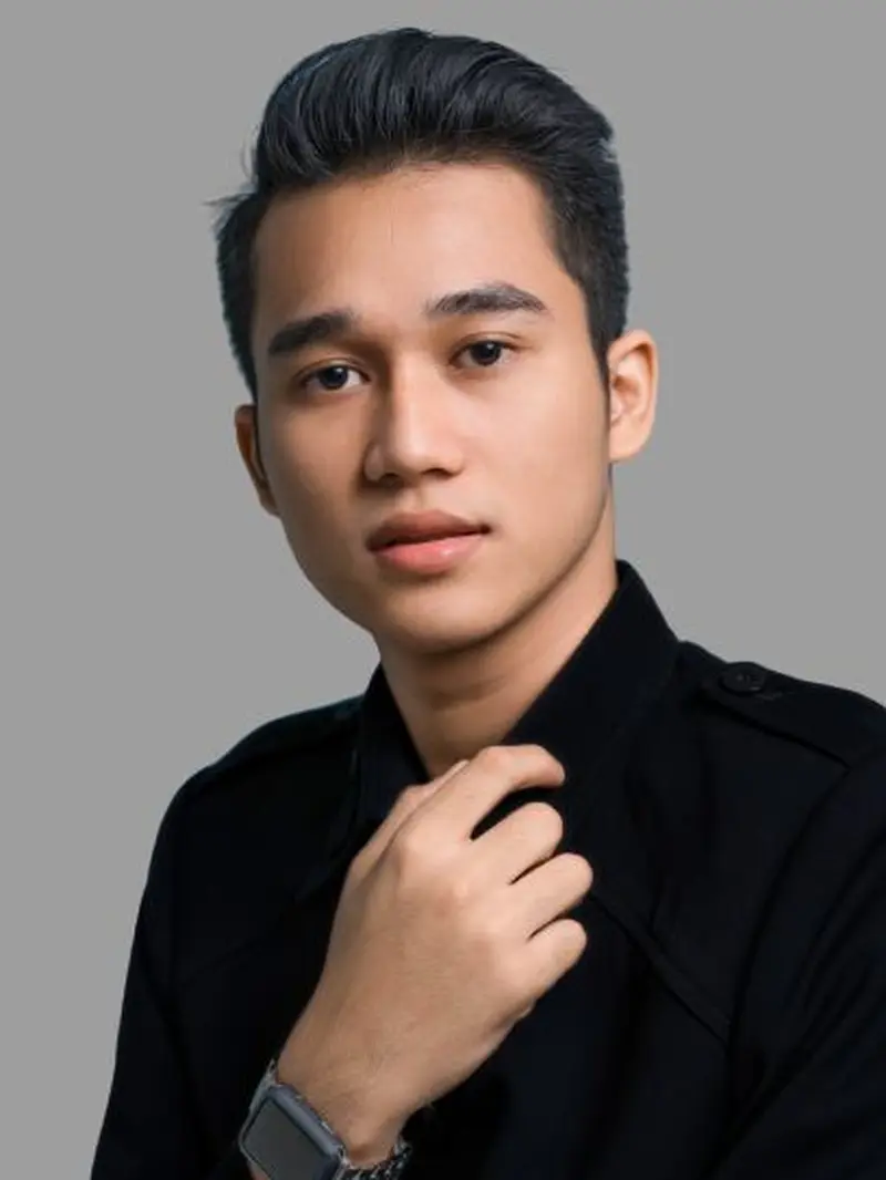 Penyanyi dangdut Defri Juliant. (IST / Dok. Defrri Juliant)