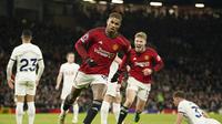 Striker MU, Marcus Rashford, berhasil mencetak gol ke gawang Tottenham Hotspur pada pekan 21 Liga Inggris 2023/2024 di Old Trafford, Minggu (14/1/2024) malam WIB.(AP Photo/Dave Thompson)