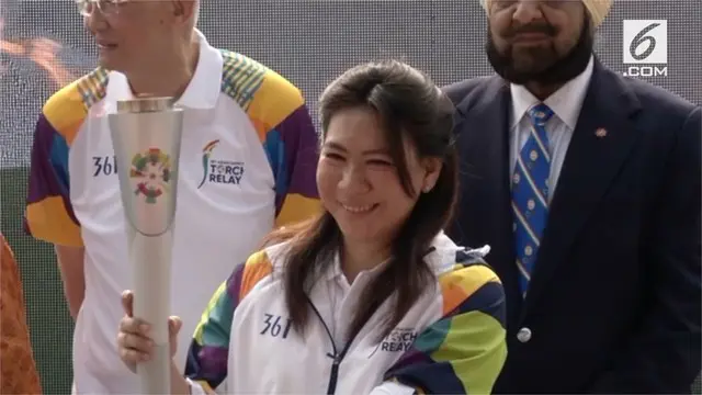Api abadi telah sampai ke tangan Susy Susanti. Susy Susanti didapuk sebagai pembawa obor pertama Asian Games 2018.