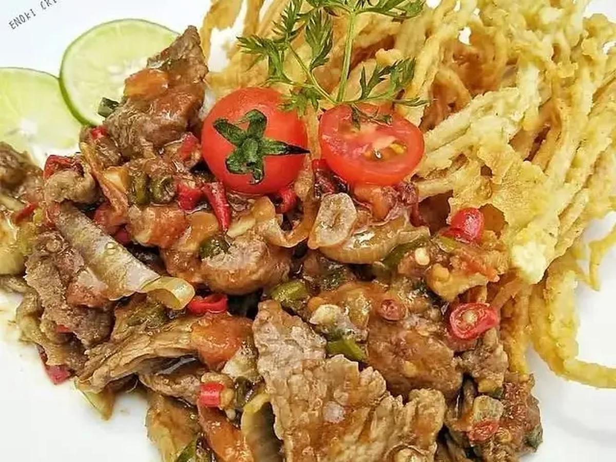 6. Resep Jamur Enoki & Sapi Kecap Pedas