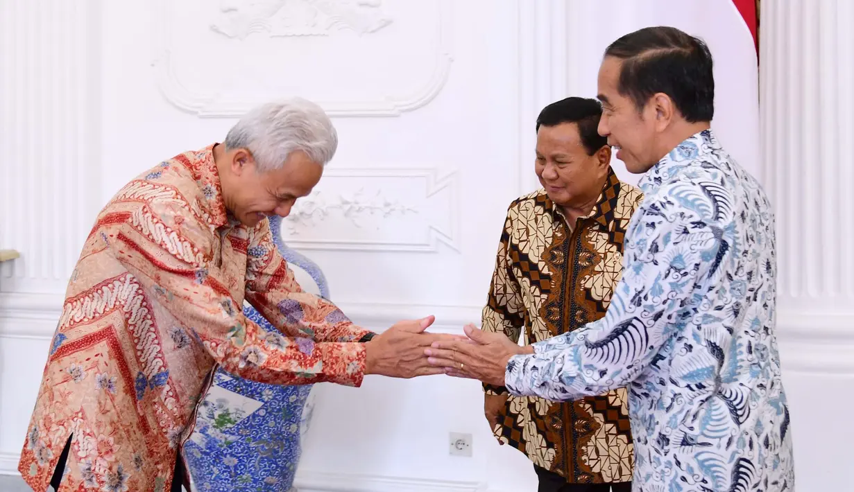 Presiden Joko Widodo (kanan) saat menerima kedatangan bacapres Ganjar Pranowo. (Dok: Setpres/Biro Pers Setneg)