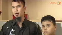 Di Kamar Perawatan, Dul Ahmad Dhani Main Gitar