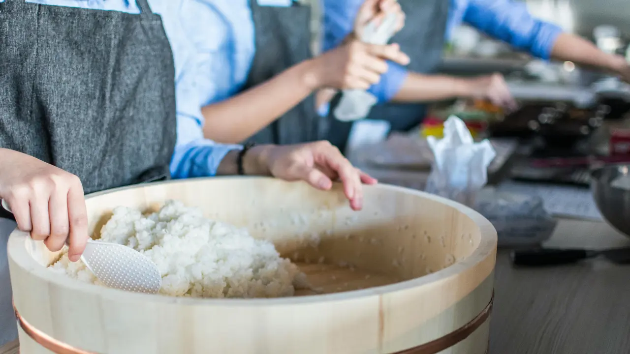3 Kesalahan dalam Memasak Nasi Rendah Gula yang Sering Dilakukan
