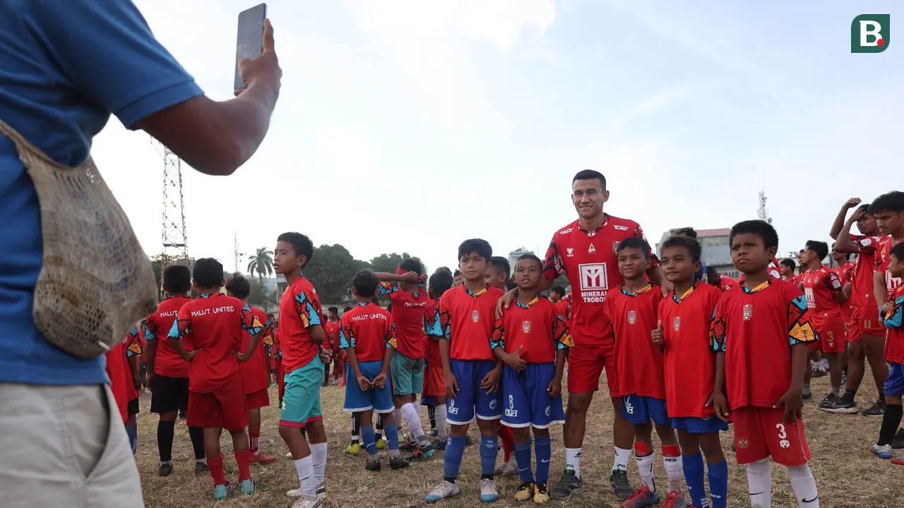 Coaching Clinic di Stadion Gelora Kie Raha