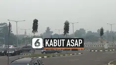 Kabut asap kembali menyelimuti Jambi pagi ini. Akibatnya jarak pandang penerbangan menjadi terganggu, dan sejumlah pesawat batal mendarat di Jambi.