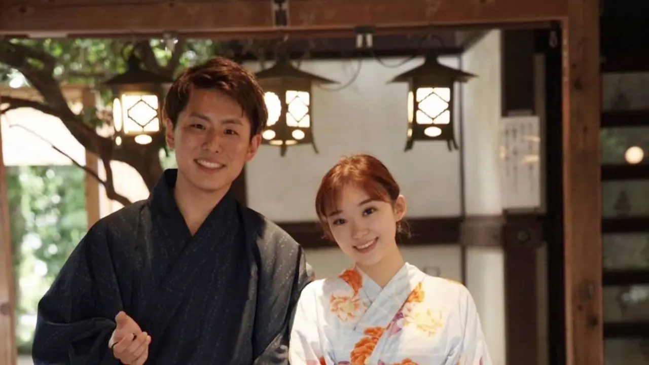 Potret Livy Renata Ngedate Bareng Tomo Pakai Yukata Ini Tuai Sorotan