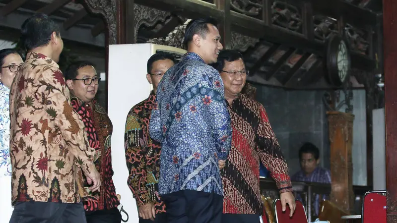 Prabowo Subianto dan Agus Harimurti Yudhoyono (AHY)