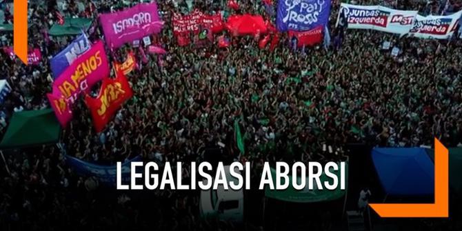 VIDEO: Perempuan Argentina Tuntut Legalisasi Aborsi
