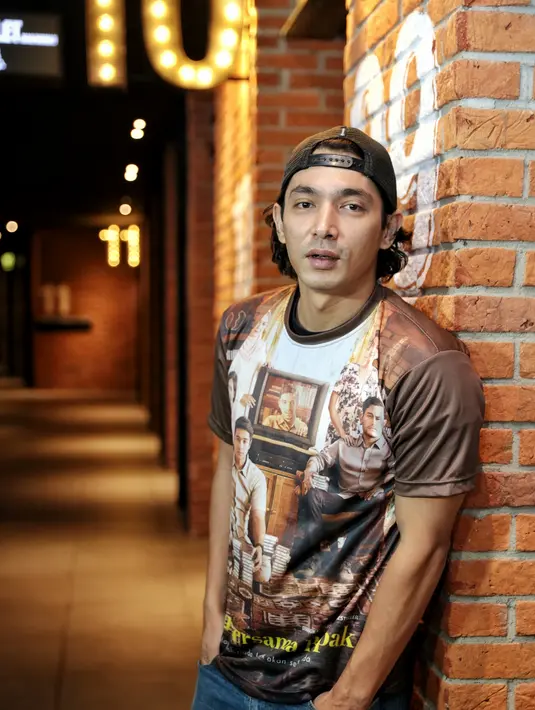 Aktor 33 tahun itu tidak memiliki menu favorit soal makanan saat menjalani puasa. Baik waktu sahur atau waktu berbuka puasa. (Adrian Putra/Bintang.com)