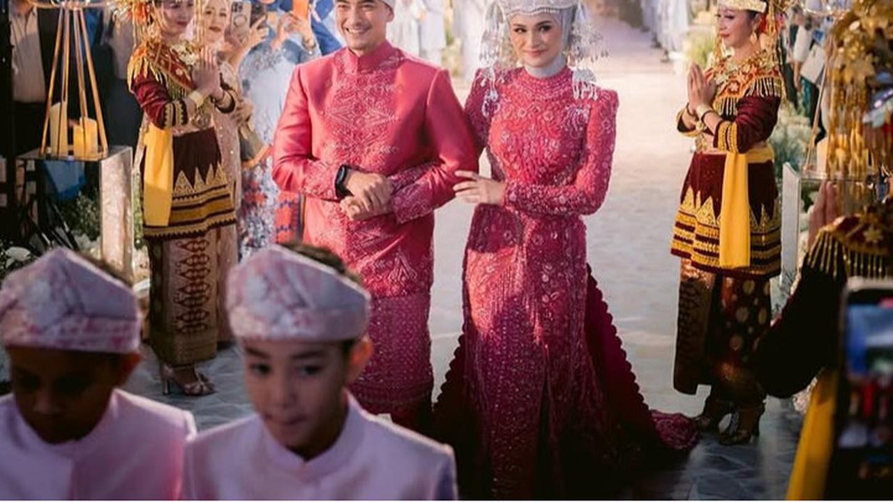 Penampilan Desy Ratnasari di Resepsi Pernikahan Putri Zulhas Jadi Sorotan, Disebut Awet Muda
