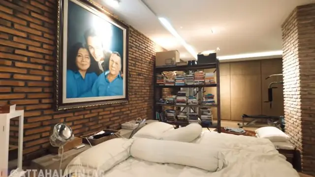 6 Potret Rumah Mewah Baim Wong, Punya Ruangan Khusus Kucing