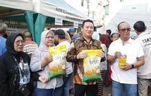 Trivia: 2,5 Ton Beras Disalurkan! Anggota DPRD DKI Ungkap Strategi Jangka Panjang Jaga Stabilitas Harga Barang Pokok di Jakarta