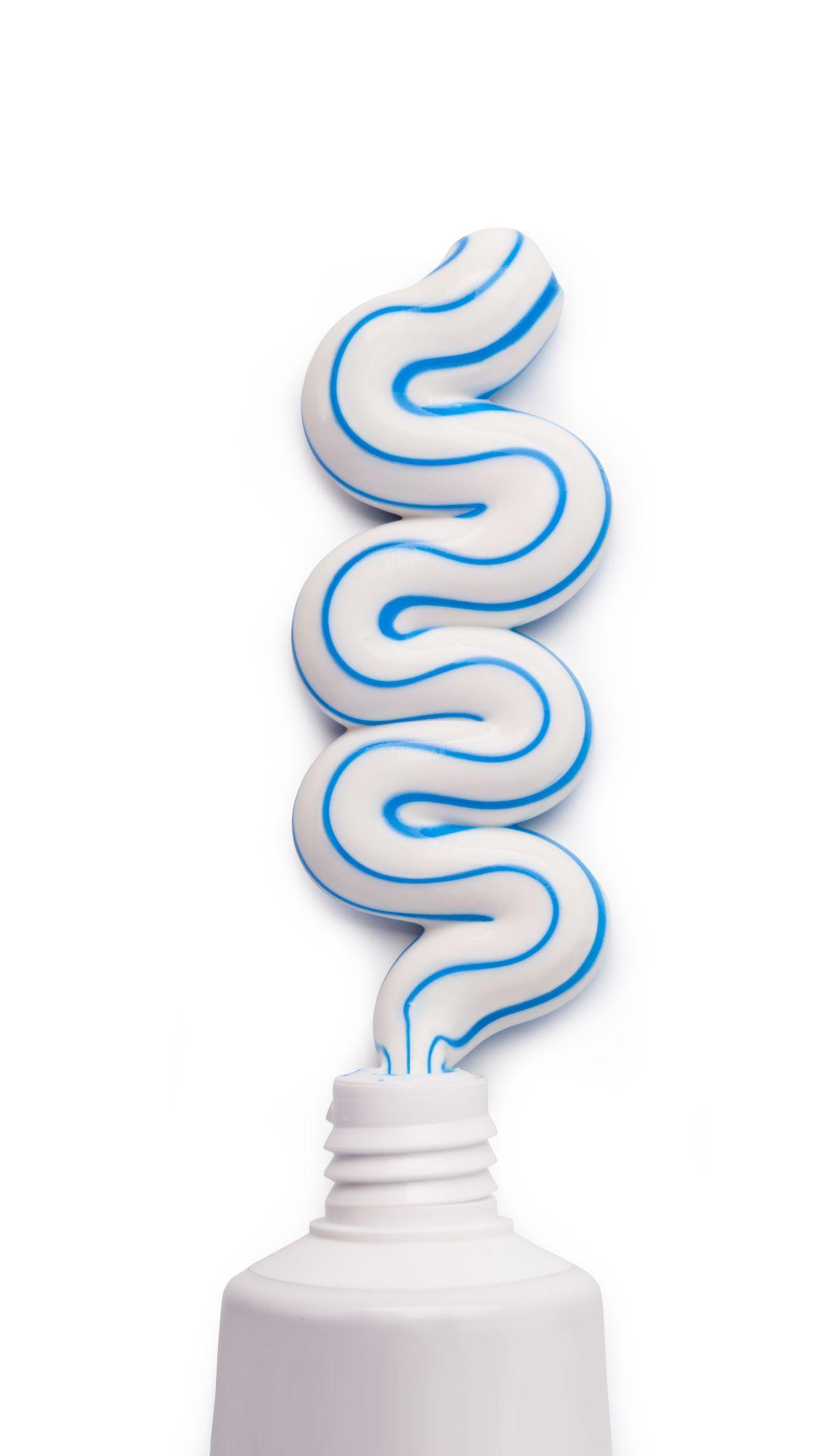 6. Sensodyne Gentle Whitening<br>