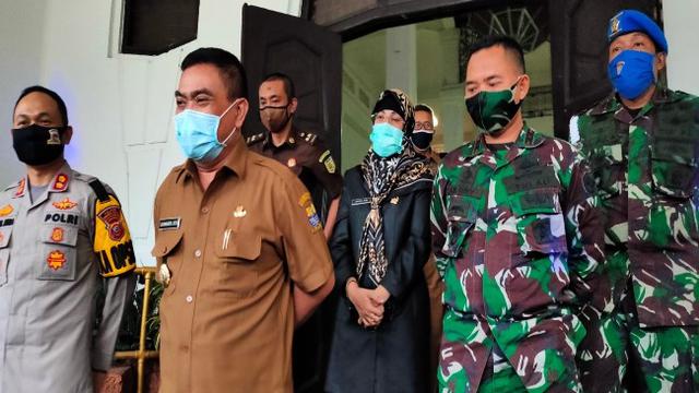 Putar Balik Hingga Denda Rp 100 Juta Jadi Aturan PSBB di Kota Cirebon