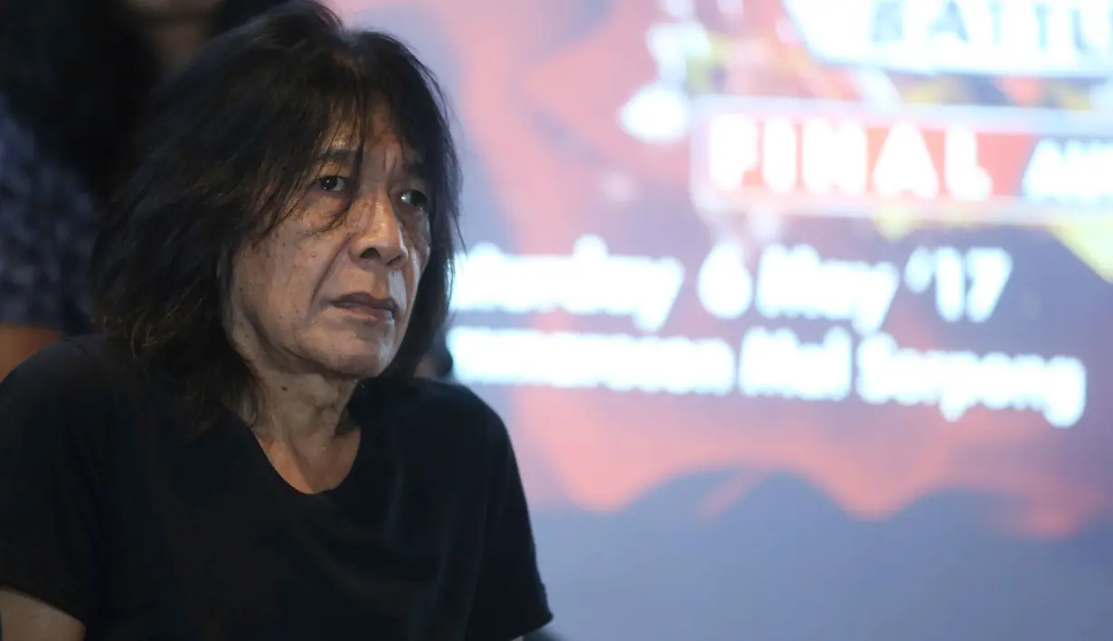 Harapannya, dengan adanya ajang pencarian bakat tersebut, akan kembali melahirkan idola baru. Ian juga terkejut dengan banyaknya yang menyukai musik rock. (Nurwahyunan/Bintang.com)