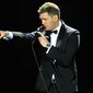 Menjelang konsernya yang akan digelar di Indonesia 29 Januari 2015, Michael Buble dikabarkan akan tiba di Indonesia, hari ini.
