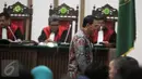 Terdakwa kasus penistaan agama Gubernur DKI Jakarta non aktif Basuki T Purnama menjalani persidangan ke-9 di PN Jakarta Utara, Selasa (7/2). Sidang mendengarkan keterangan dua saksi fakta dan satu saksi ahli dari MUI.  (Liputan6.com/Isra Triansyah/Pool)