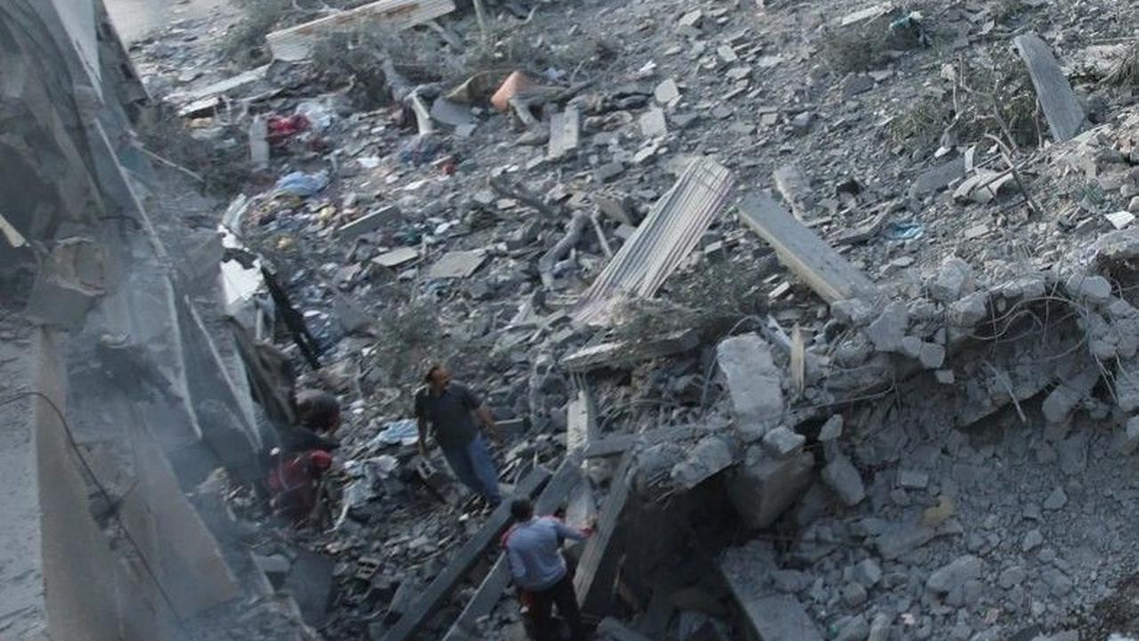 Dalam operasi ini, pasukan Israel sempat mengalami serangan dari Hamas dan membalasnya dengan melancarkan tembakan rudal ke lokasi. Foto: Reuters<br>