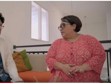 Andre Taulany di rumah Nunung. (foto; dok. Youtube 'Taulany TV').