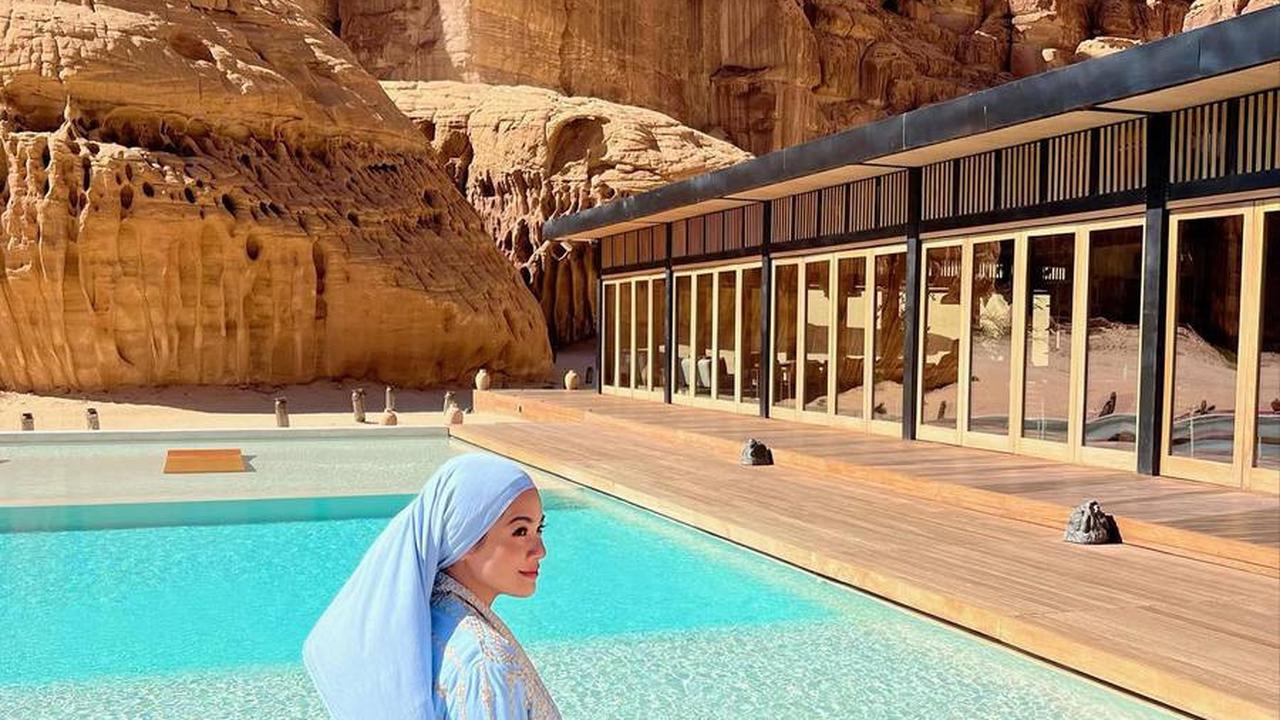 Gaya Hijab Turban Ala Titi Kamal