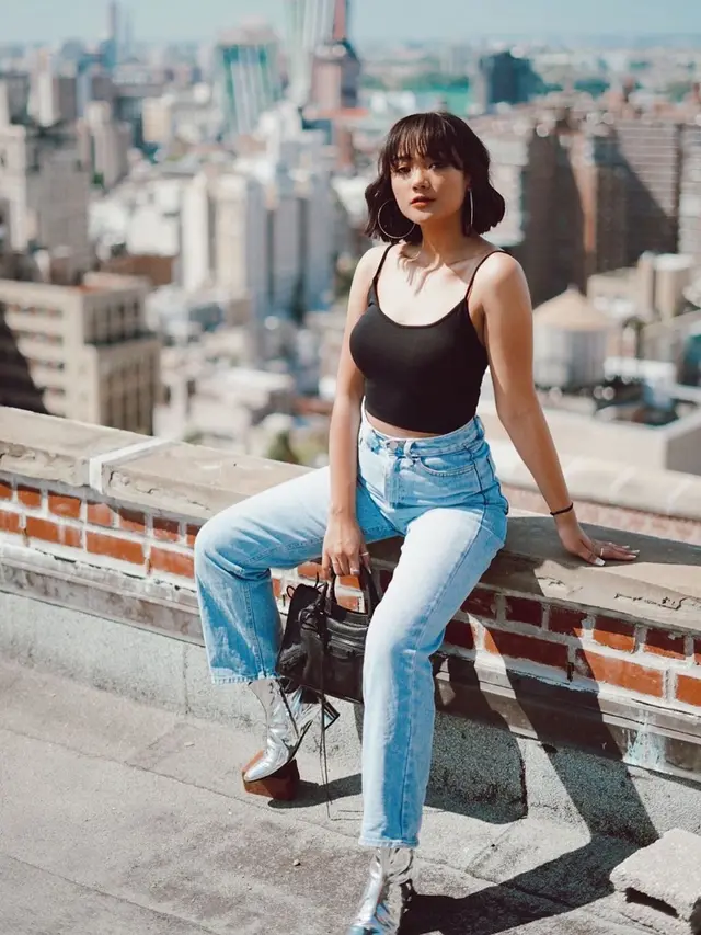 7 Potret Marion Jola Saat Liburan di New York, Stylenya Curi Perhatian