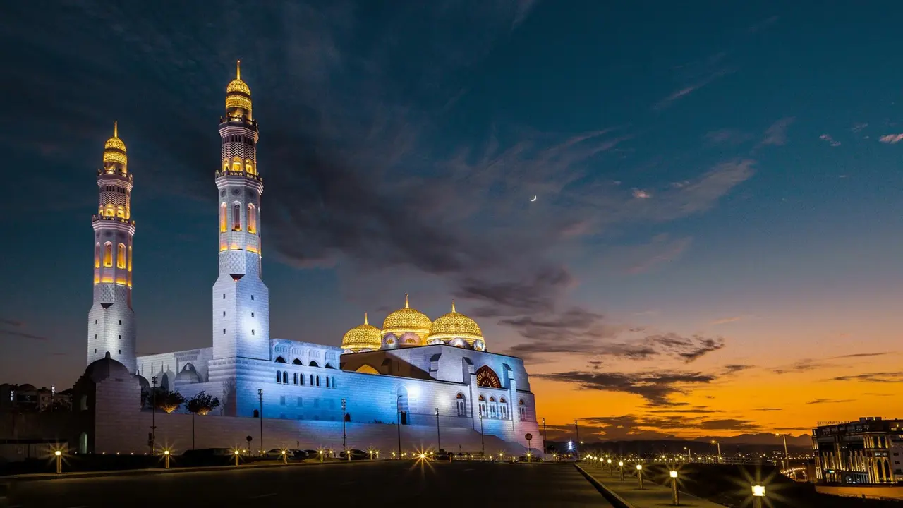 Ilustrasi masjid, malam hari, Islami