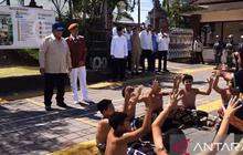 Presiden Prabowo Tinjau Sekolah Rakyat di Tabanan Bali, Disambut Tarian Khas